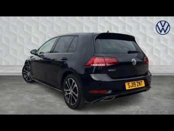 Used Volkswagen Golf 2019 for sale - 75222995: Photo