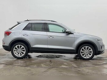 Used Volkswagen T-Roc 2025 for sale - 77406891: Photo