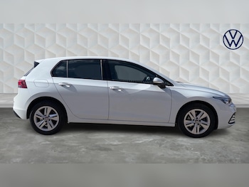 Used Volkswagen Golf 2022 for sale - 77851561: Photo