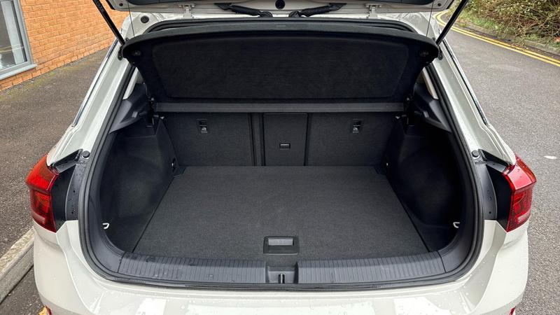 Used Volkswagen T-Roc 2023 for sale - 75947019: Photo 15