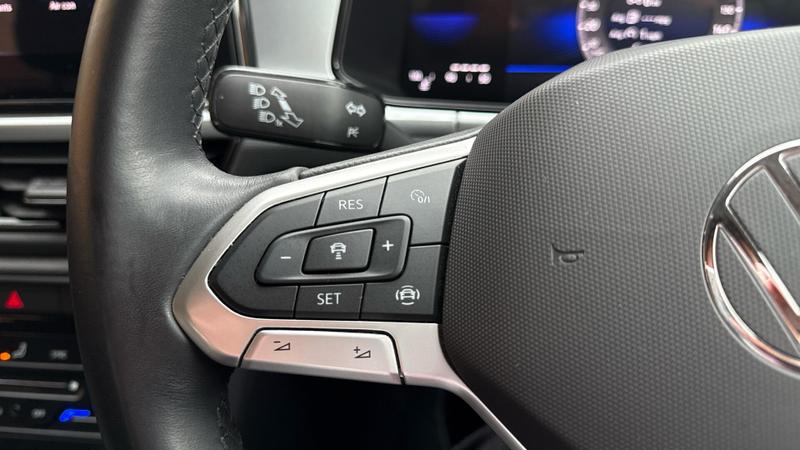 Used Volkswagen T-Roc 2023 for sale - 75947019: Photo 20