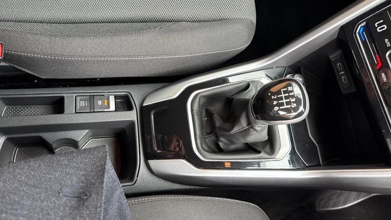 Used Volkswagen T-Roc 2023 for sale - 75947019: Photo 31