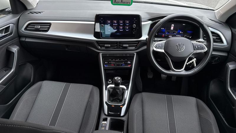 Used Volkswagen T-Roc 2023 for sale - 75947019: Photo 8
