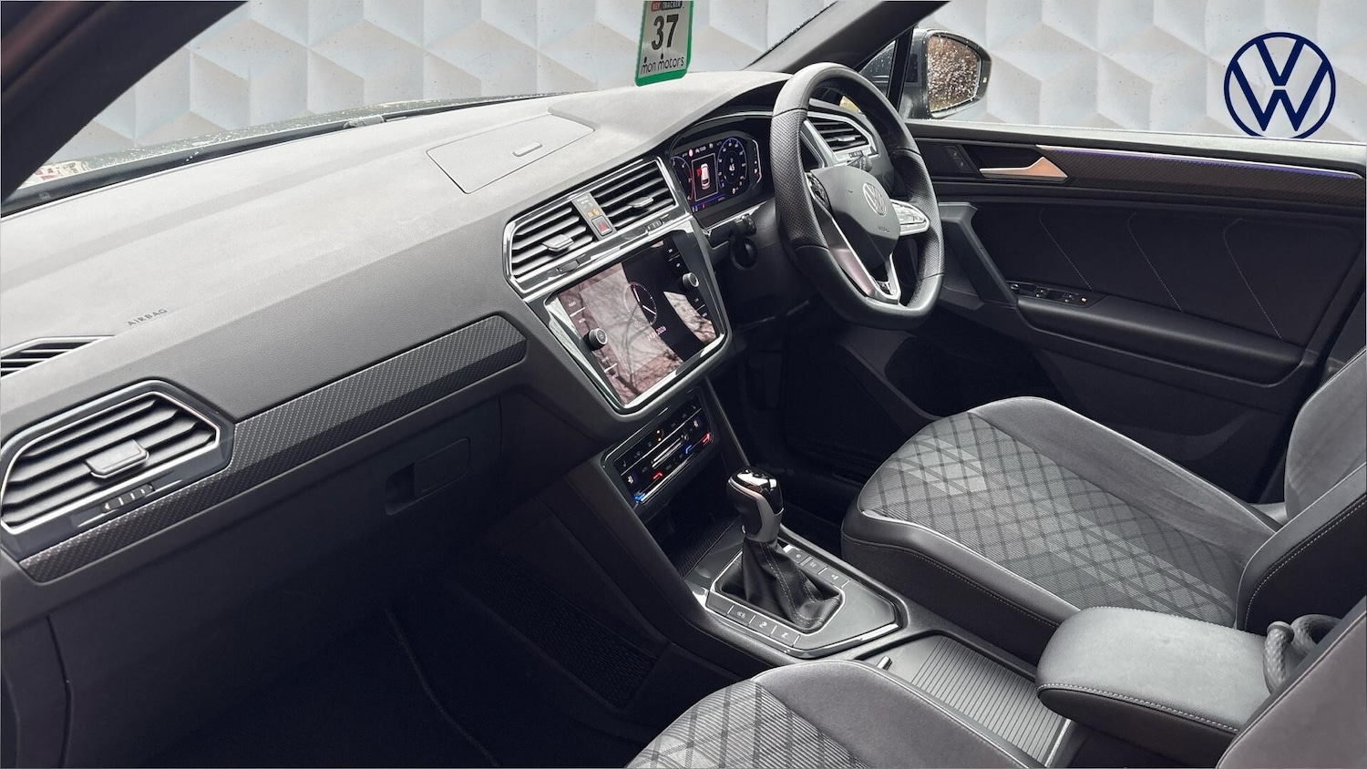 Used Volkswagen Tiguan 2023 for sale - 77506402: Photo 2