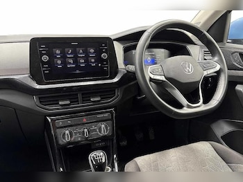 Used Volkswagen T-Cross 2024 for sale - 76290388: Photo 2