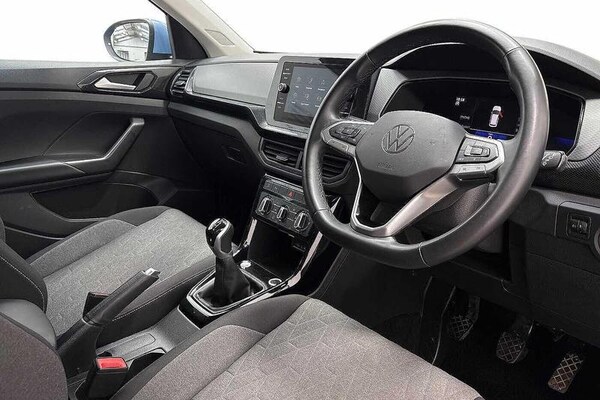 Used Volkswagen T-Cross 2024 for sale - 76290388: Photo 6
