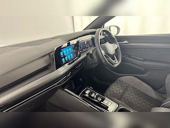 Used Volkswagen Golf 2023 for sale - 78356775: Photo