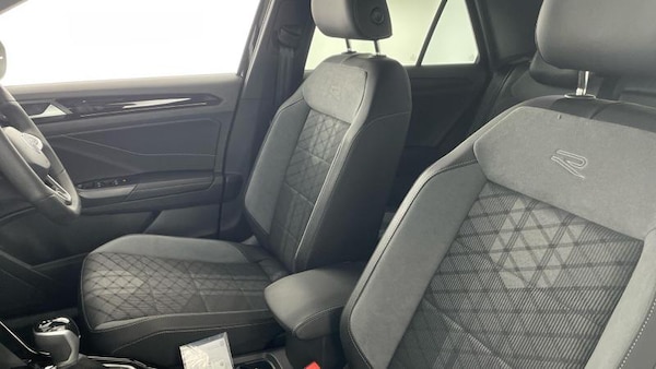 Used Volkswagen T-Roc 2025 for sale - 75349162: Photo 28