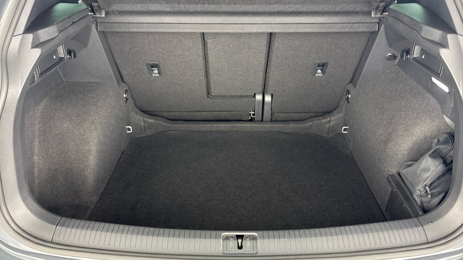 Used Volkswagen Tiguan 2023 for sale - 78067069: Photo 29