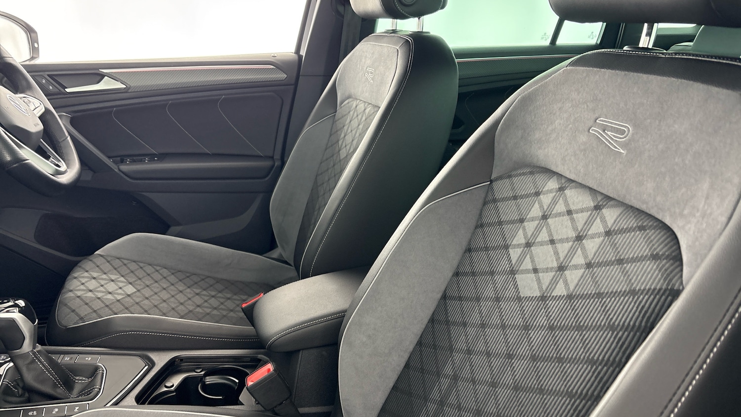 Used Volkswagen Tiguan 2023 for sale - 78067069: Photo 32