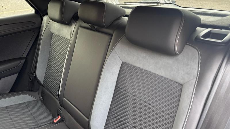 Used Volkswagen T-Roc 2019 for sale - 76703047: Photo 10