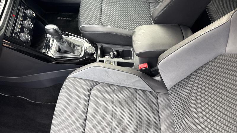 Used Volkswagen T-Roc 2019 for sale - 76703047: Photo 21