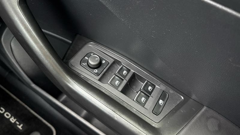 Used Volkswagen T-Roc 2019 for sale - 76703047: Photo 36