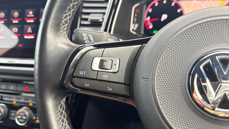 Used Volkswagen T-Roc 2019 for sale - 76703047: Photo 38