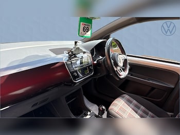 Used Volkswagen up! 2022 for sale - 78300671: Photo