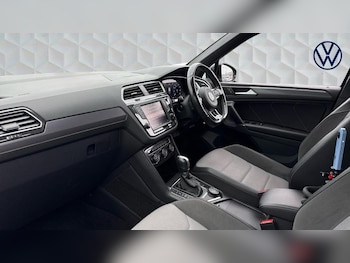 Used Volkswagen Tiguan 2017 for sale - 76782261: Photo