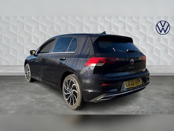Used Volkswagen Golf 2023 for sale - 77790395: Photo