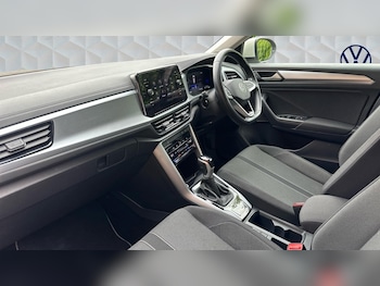 Used Volkswagen T-Roc 2023 for sale - 78373844: Photo