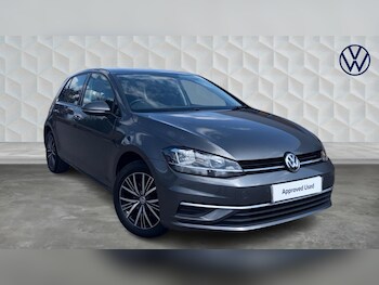 Used Volkswagen Golf 2017 for sale - 78290021: Photo
