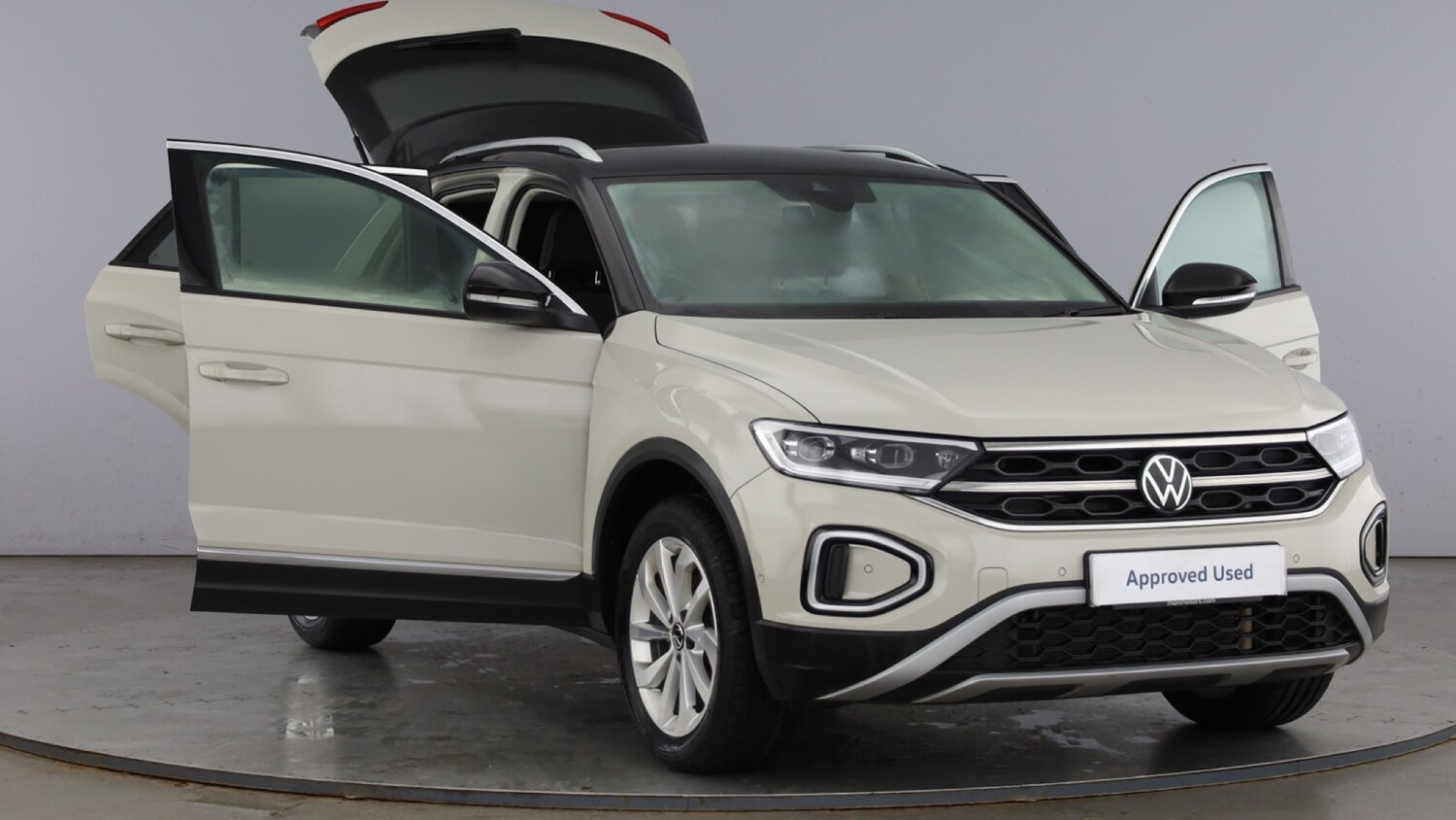 Used Volkswagen T-Roc 2023 for sale - 78155539: Photo 10