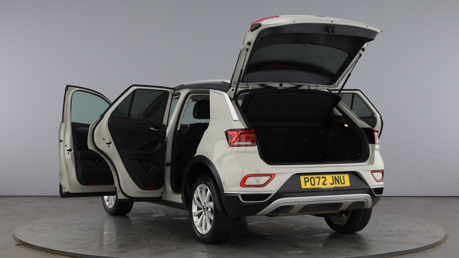Used Volkswagen T-Roc 2023 for sale - 78155539: Photo 12