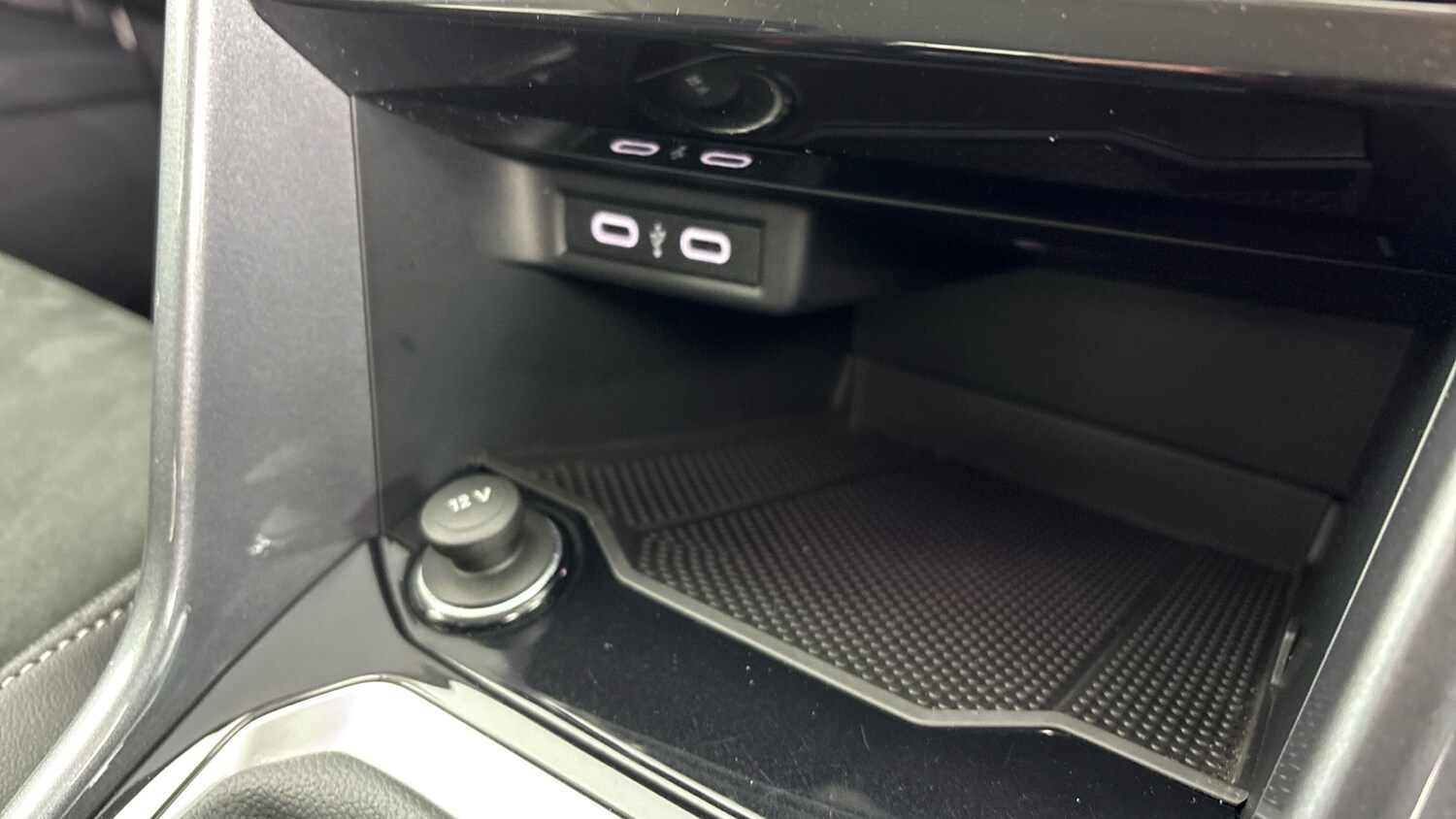 Used Volkswagen T-Roc 2023 for sale - 78155539: Photo 13