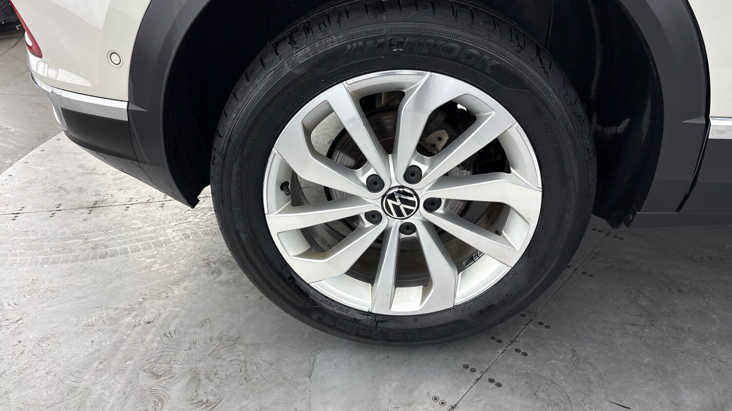 Used Volkswagen T-Roc 2023 for sale - 78155539: Photo 30