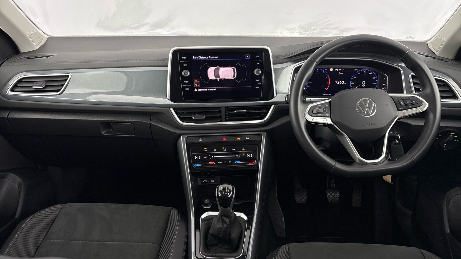 Used Volkswagen T-Roc 2023 for sale - 78155539: Photo 9