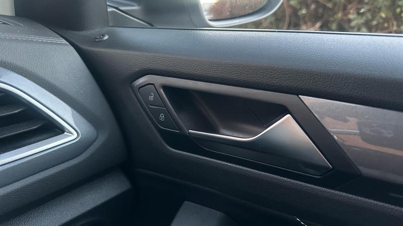 Used Volkswagen T-Roc 2024 for sale - 76972000: Photo 19