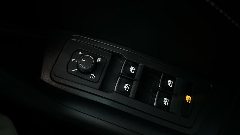 Used Volkswagen T-Roc 2024 for sale - 76972000: Photo 21