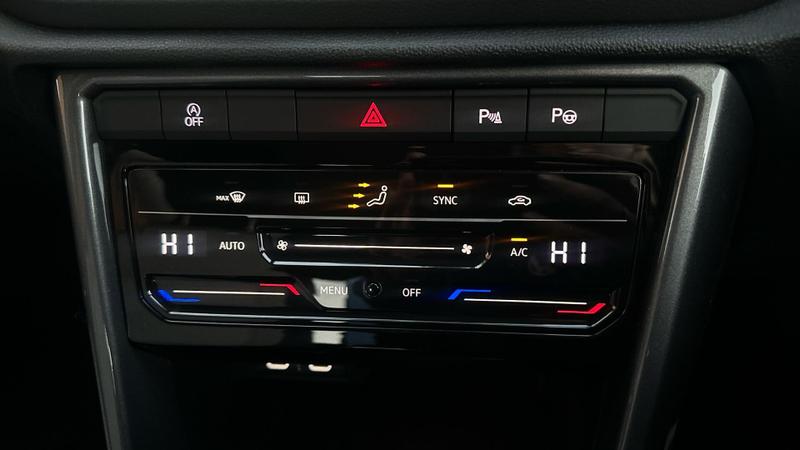 Used Volkswagen T-Roc 2024 for sale - 76972000: Photo 23