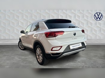 Used Volkswagen T-Roc 2024 for sale - 76972000: Photo