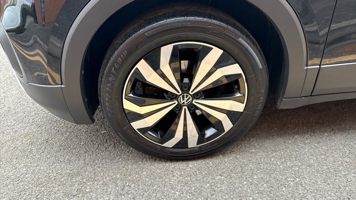 Used Volkswagen T-Cross 2023 for sale - 77813493: Photo 11