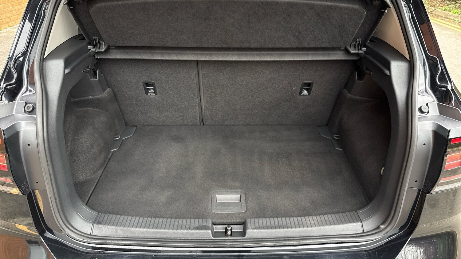 Used Volkswagen T-Cross 2023 for sale - 77813493: Photo 17