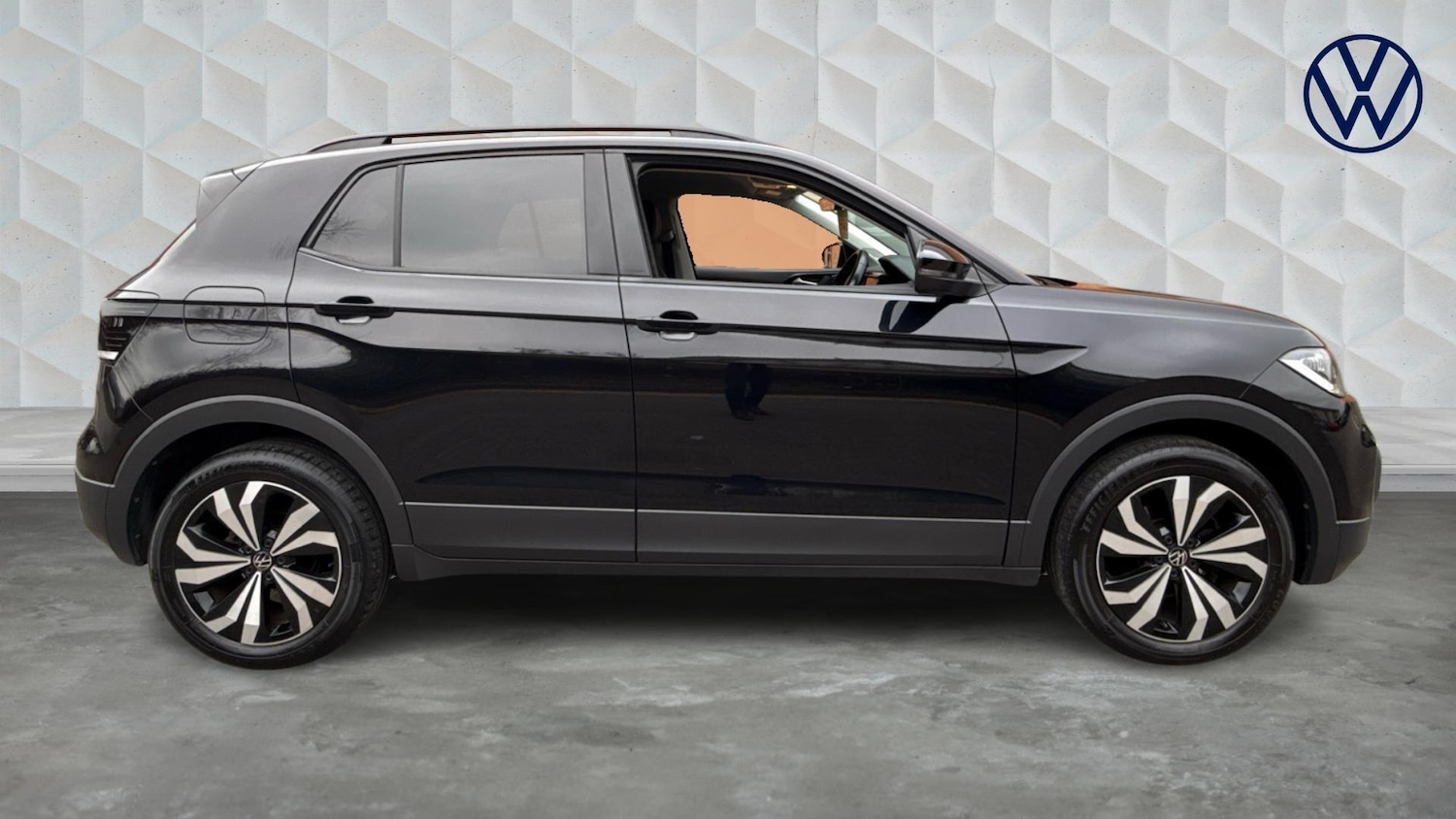 Used Volkswagen T-Cross 2023 for sale - 77813493: Photo 4