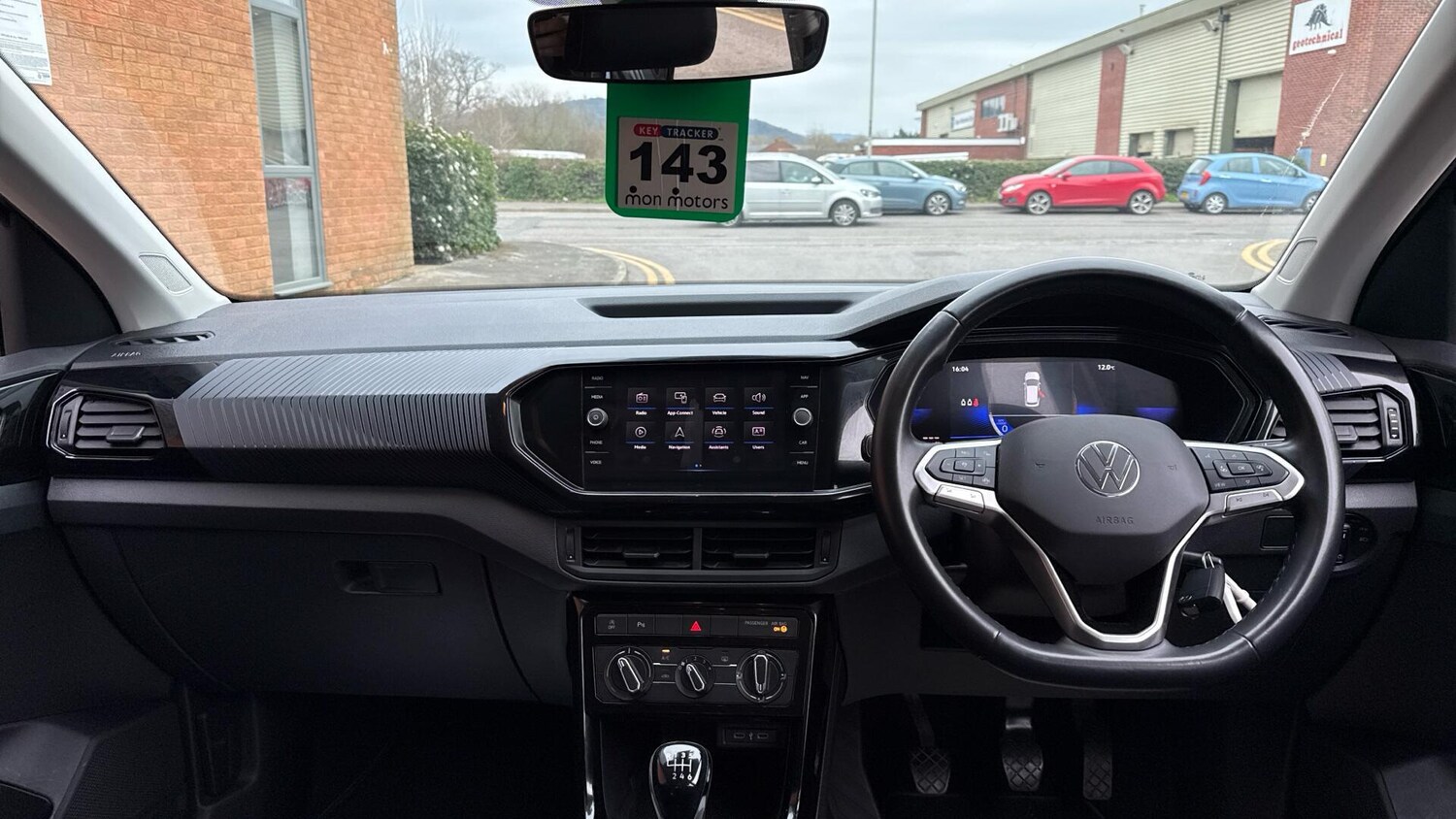 Used Volkswagen T-Cross 2023 for sale - 77813493: Photo 8