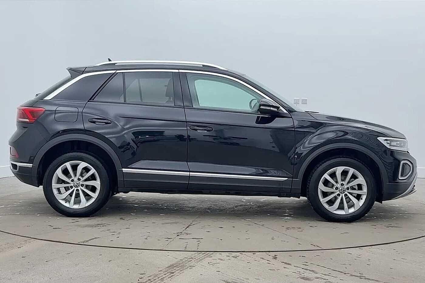 Used Volkswagen T-Roc 2025 for sale - 77602287: Photo 4