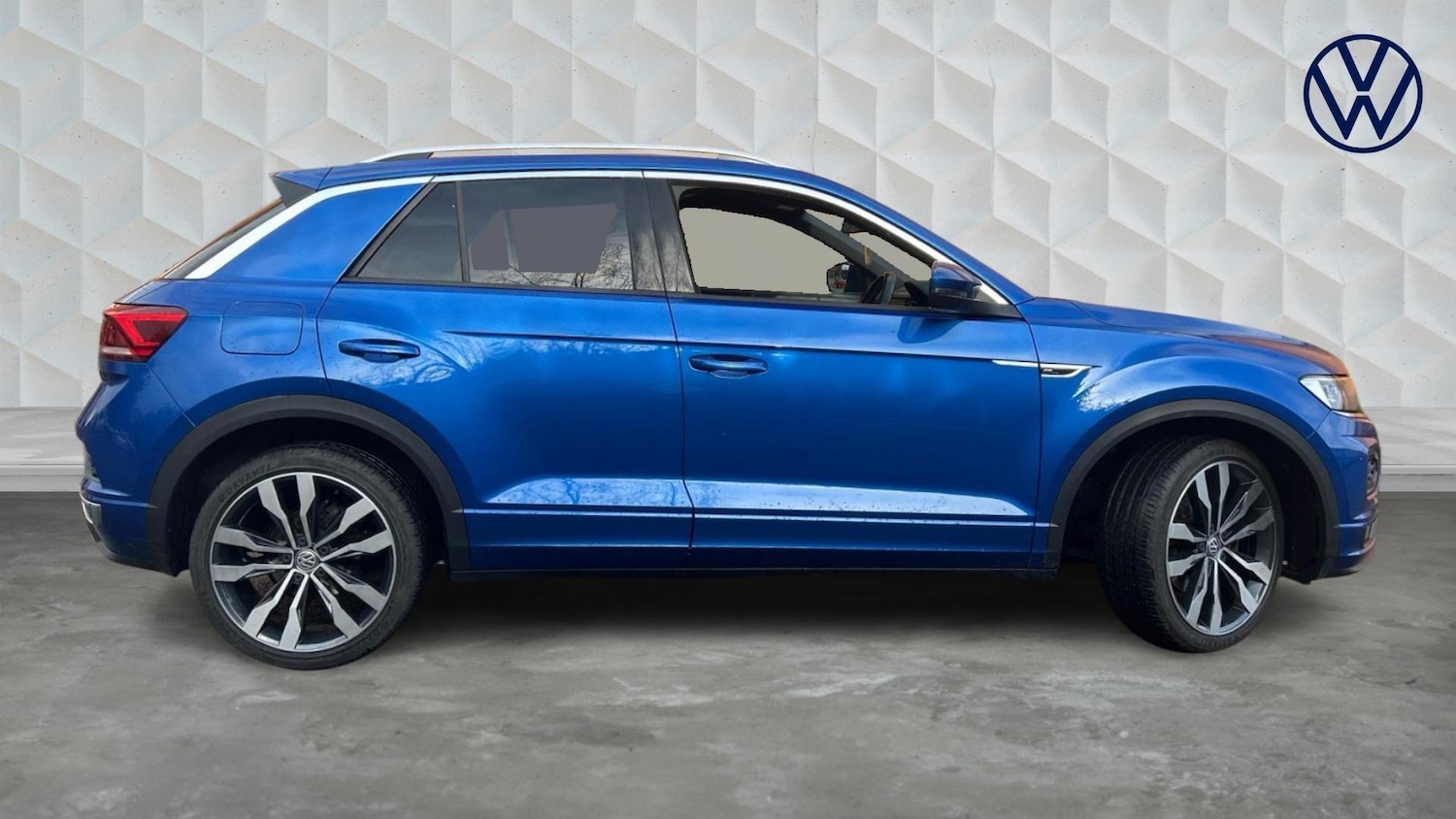 Used Volkswagen T-Roc 2019 for sale - 77506383: Photo 4