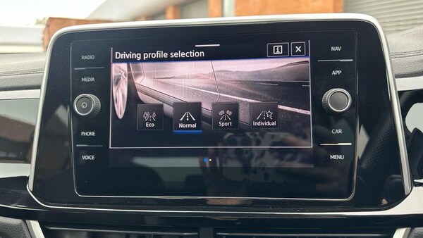 Used Volkswagen T-Roc 2022 for sale - 76079867: Photo 11