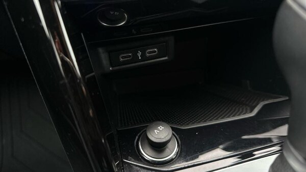 Used Volkswagen T-Roc 2022 for sale - 76079867: Photo 37