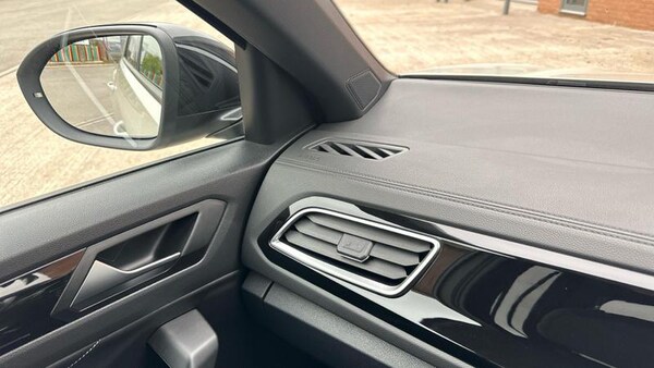 Used Volkswagen T-Roc 2022 for sale - 76079867: Photo 42