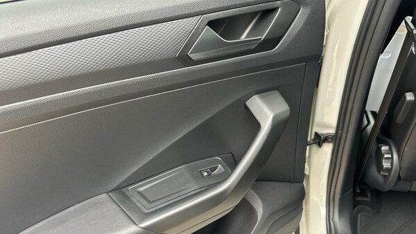 Used Volkswagen T-Roc 2022 for sale - 76079867: Photo 68