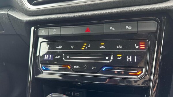 Used Volkswagen T-Roc 2022 for sale - 76079867: Photo 9