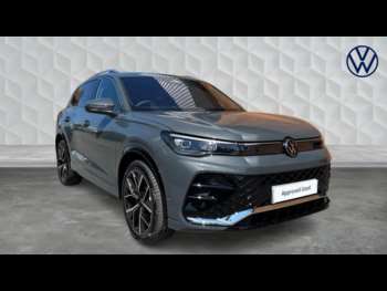 2025 - 1.5 eTSI (150ps) R-Line DSG Automatic 5-Door