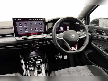Used Volkswagen Golf 2025 for sale - 78917838: Photo