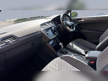 Used Volkswagen Tiguan 2022 for sale - 78053689: Photo