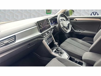 Used Volkswagen T-Roc 2023 for sale - 79548299: Photo