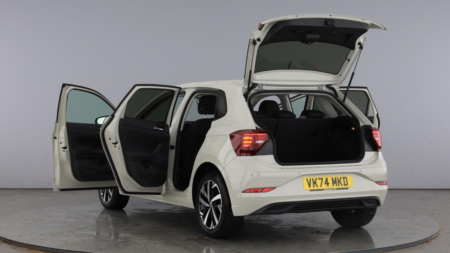 Used Volkswagen Polo 2024 for sale - 77818269: Photo 11