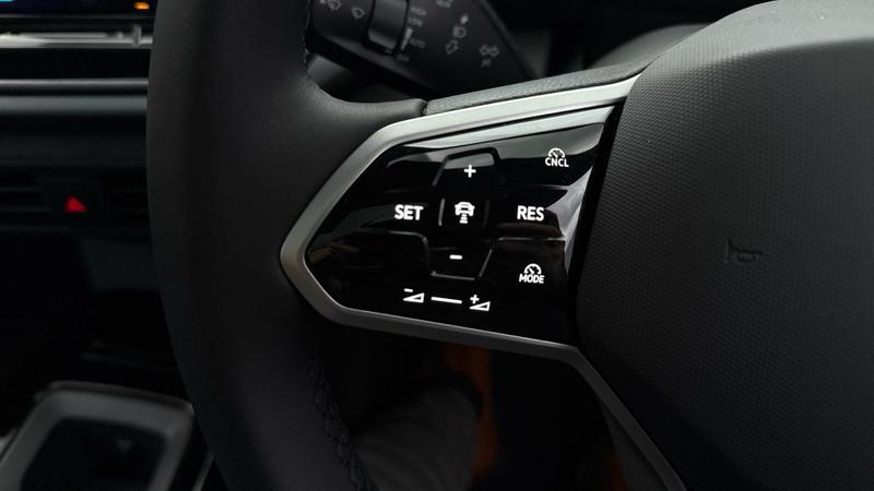 Used Volkswagen ID.4 2025 for sale - 76862478: Photo 26