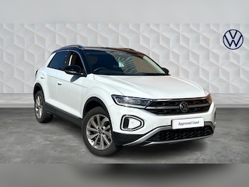 Used Volkswagen T-Roc 2025 for sale - 78202216: Photo